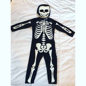 Skeleton suit
